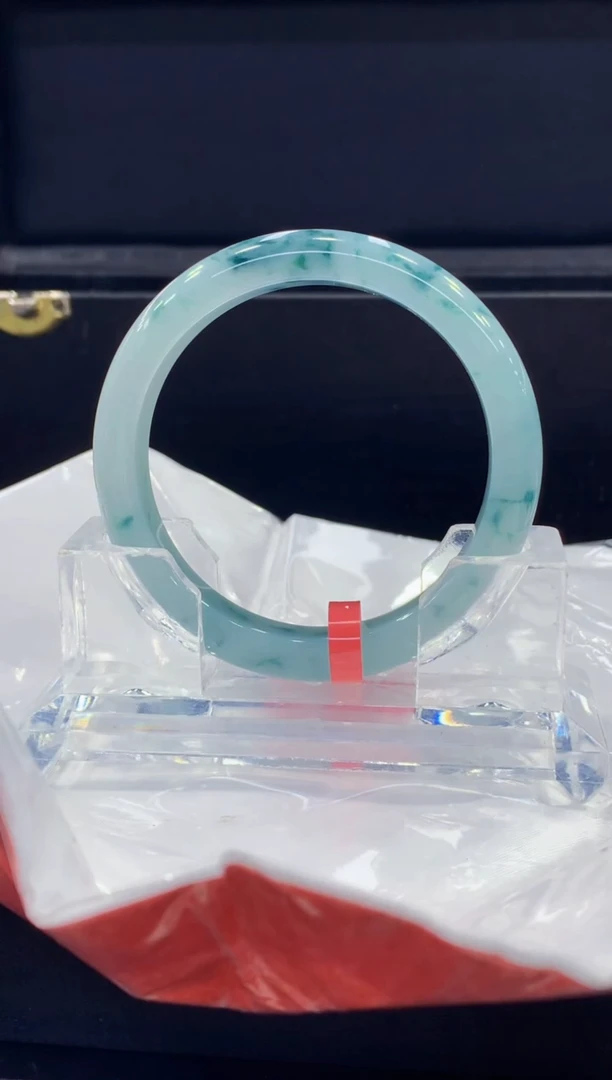 未镶嵌手镯翡翠翡翠手镯