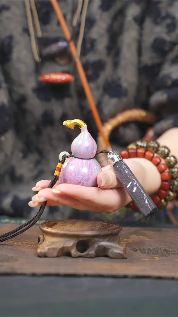 【闪购商品】RX199漂漆精致小手捻{未开口}