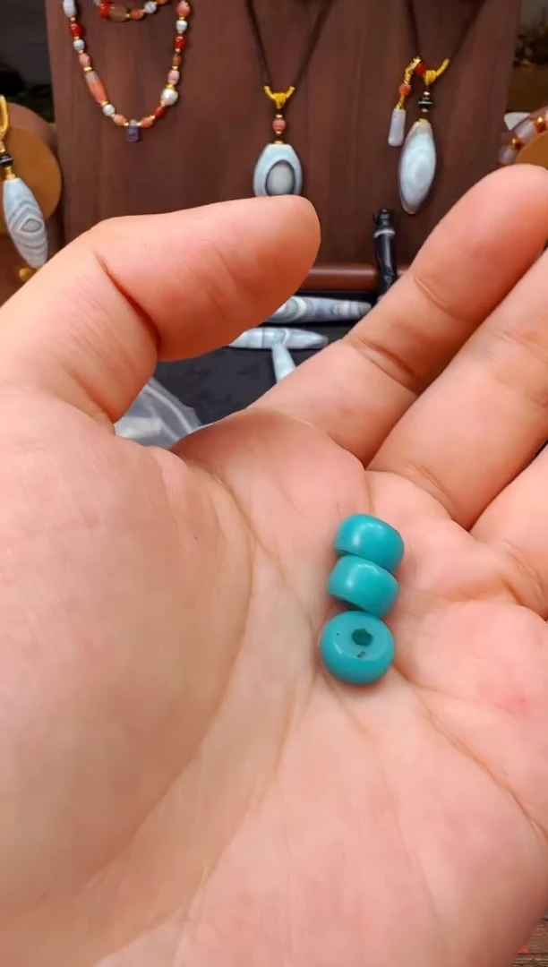 【 西亚珠饰 】配珠随发1颗