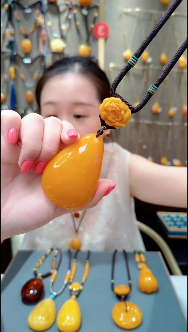 蜜蜡未镶嵌珠宝奇石﹣F554蜜蜡吊坠水滴