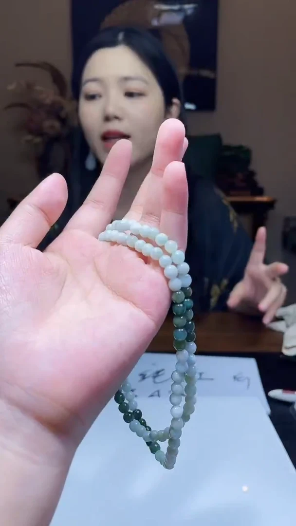 未镶嵌定制翡翠吊坠70