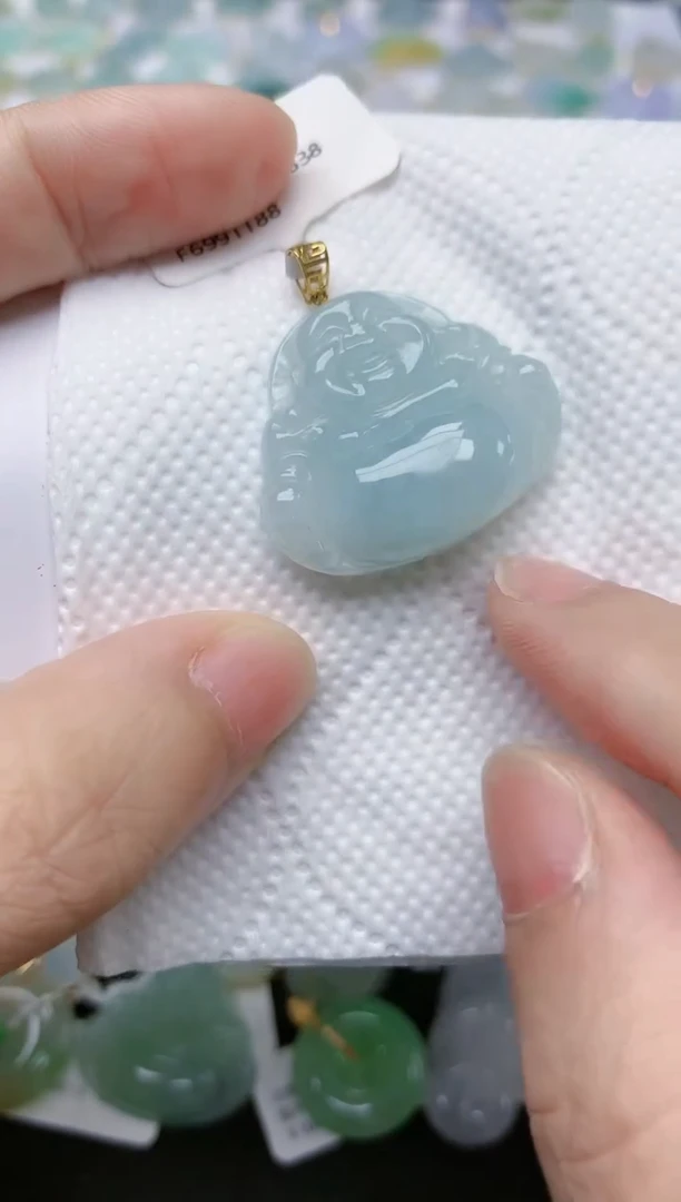 翡翠18K金镶嵌颈饰天然缅甸A货翡翠