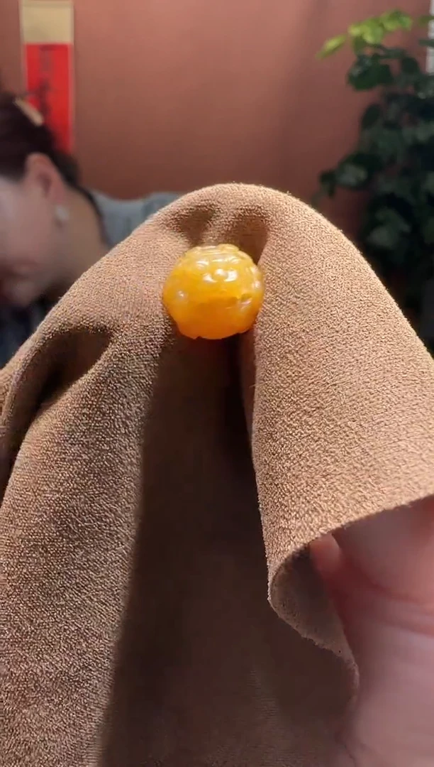 和田玉未镶嵌挂件玉珠