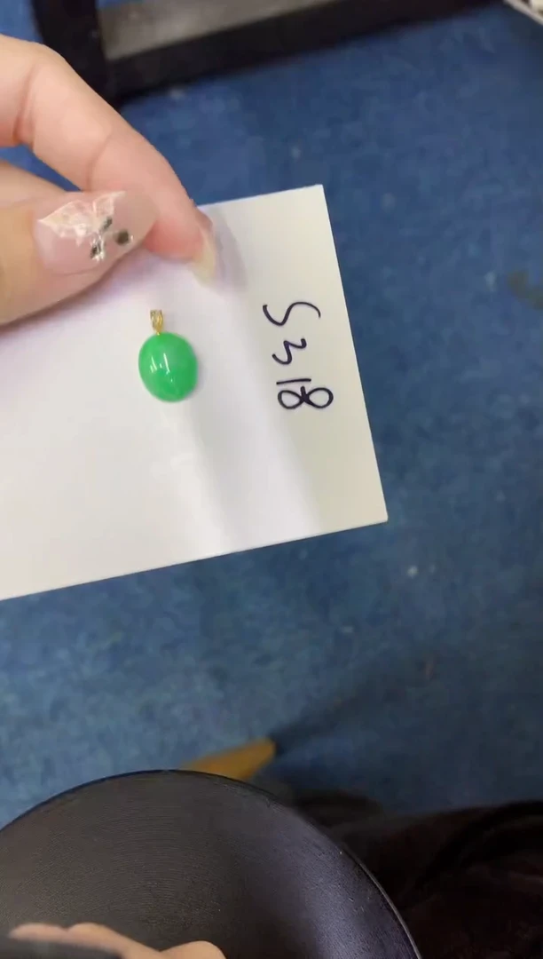 【闪购商品】翡翠颈饰18K金镶嵌0000000000