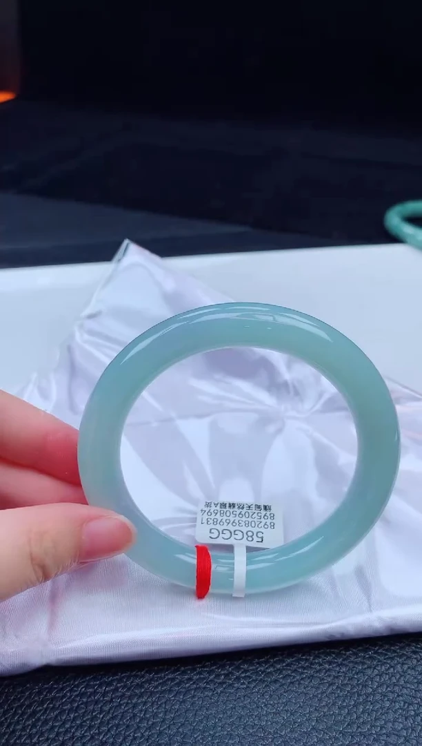 翡翠手镯未镶嵌缅甸天然翡翠A货手镯