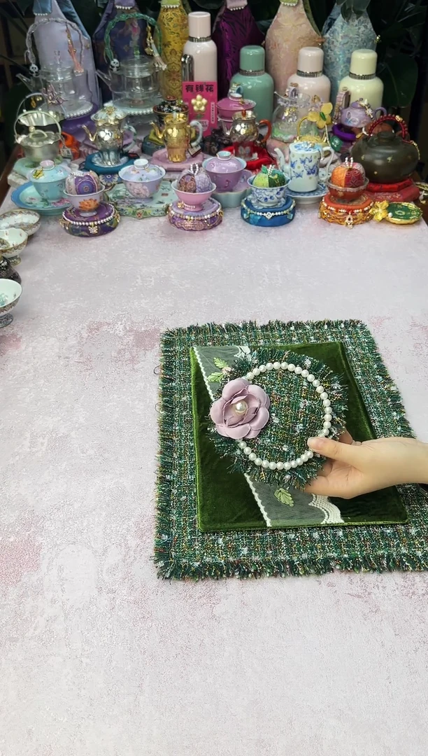 16绿色小香风杯垫