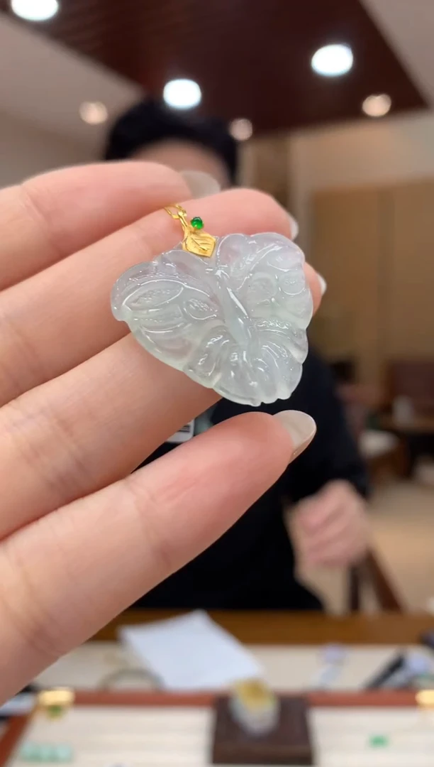 吊坠(不含链)18K金镶嵌翡翠蝴蝶