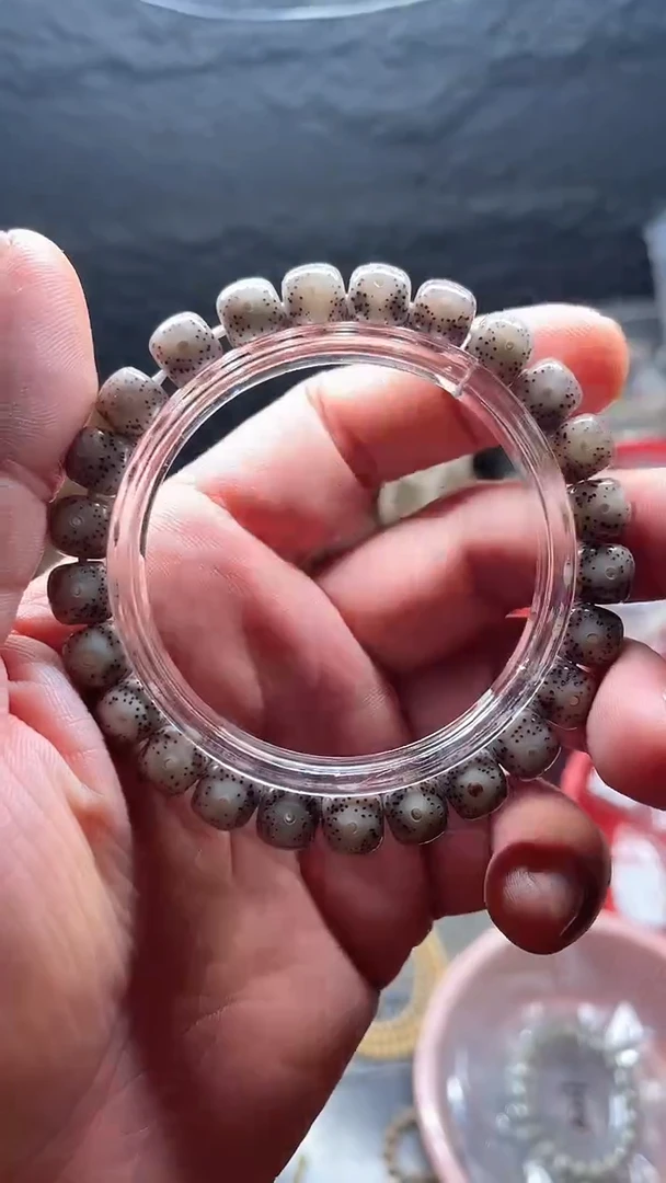 星月菩提吊坠海南星月菩提《A04》9X8单圈