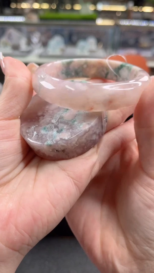 未镶嵌手镯石英质玉尘*丷圈口（赠品镯心）