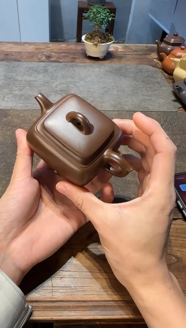 茶壶紫砂任*长四方紫砂壶