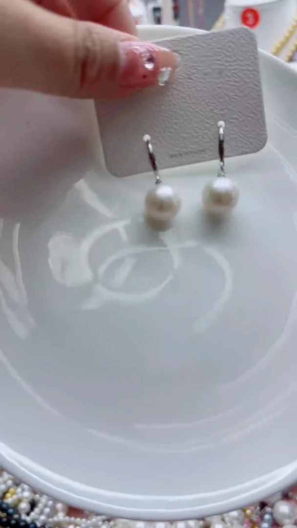 淡水珍珠未镶嵌颈饰1