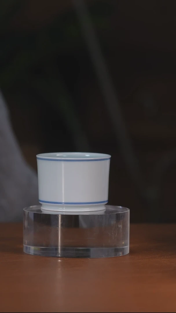 白胎容天杯