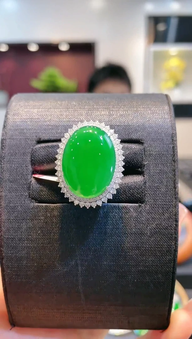 【闪购商品】翡翠颈饰18K金镶嵌A58天然A货翡翠两用款戒指