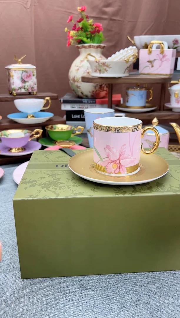 【闪购商品】自然写生卡特兰粉色兰花杯碟，。，。，