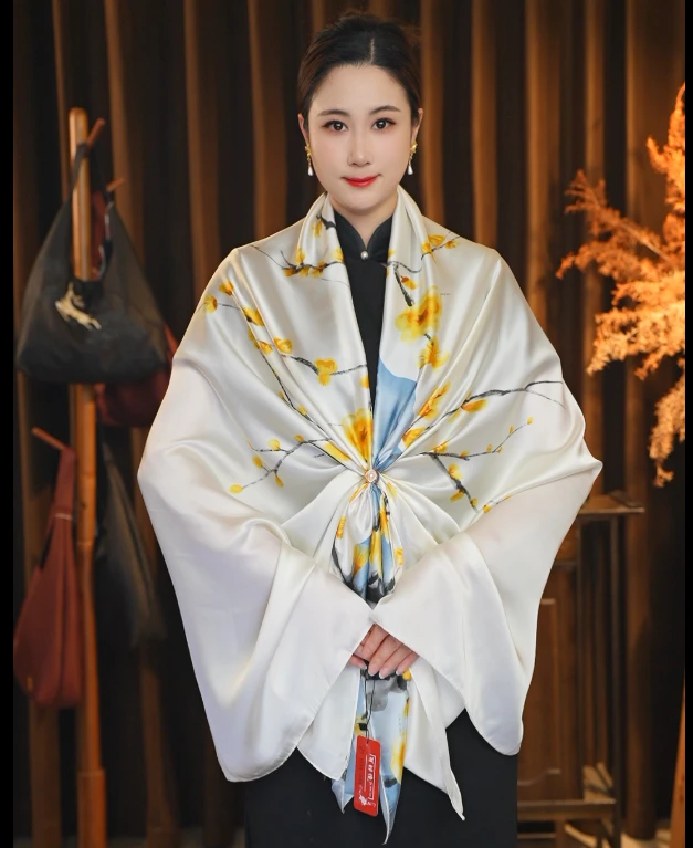 kc-2【芳梨霜雪】 丽景缎85X180左右丝巾长巾