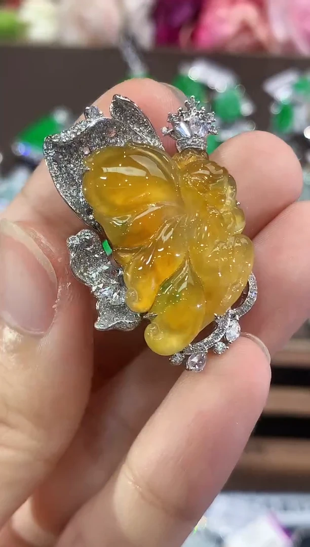 吊坠(不含链)18K金镶嵌翡翠C152