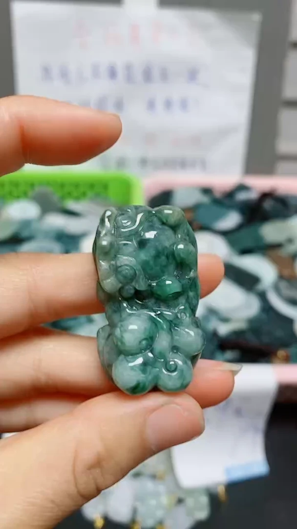 【闪购商品】翡翠颈饰未镶嵌天然翡翠A货