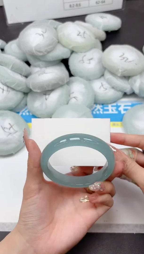 未镶嵌手镯石英质玉144-60.2