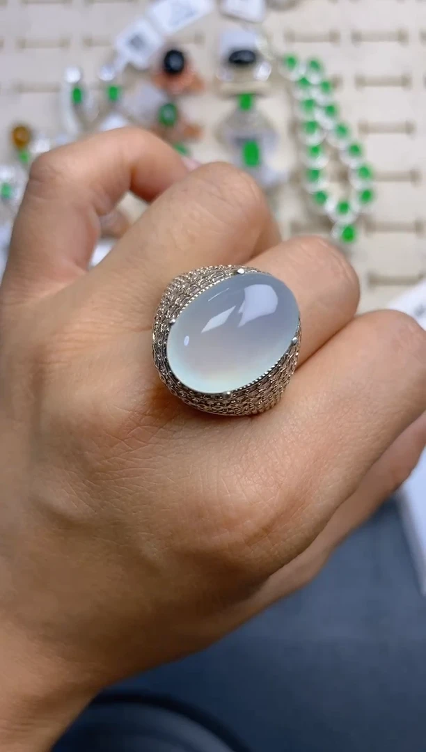 定制翡翠未镶嵌天然翡翠蛋面52