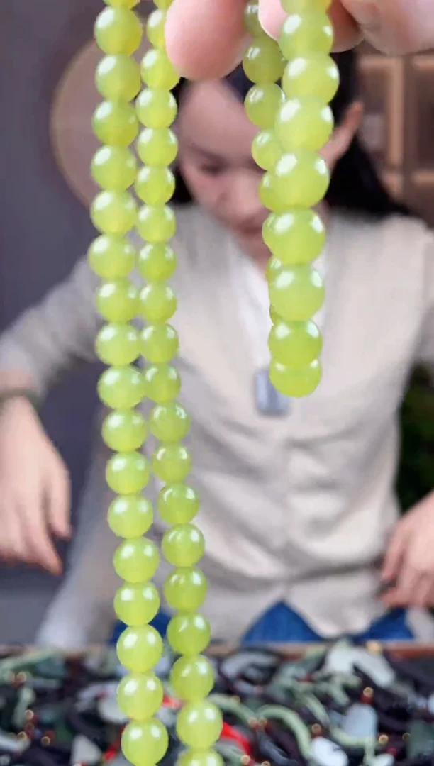 颈饰未镶嵌和田玉拍一发一，多样性发货