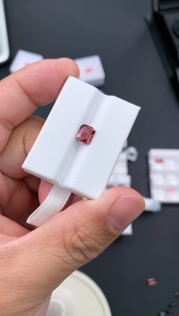 【闪购商品】碧玺裸石未镶嵌1.59克拉