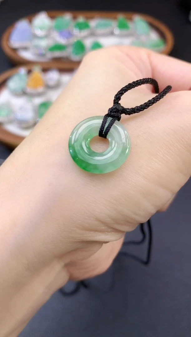 翡翠未镶嵌吊坠(不含链)|299