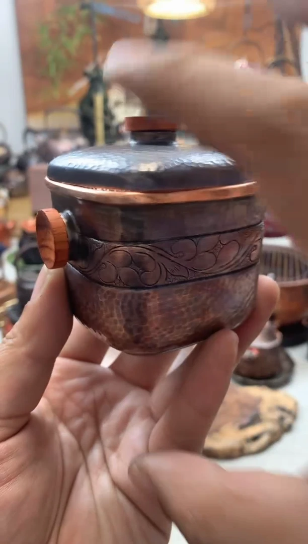 一张打四方錾刻手抓壶纯铜加厚  高端