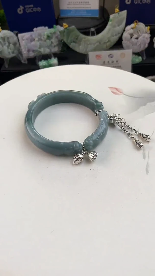 未镶嵌手链翡翠格*手工定制默认微瑕主播介绍为准