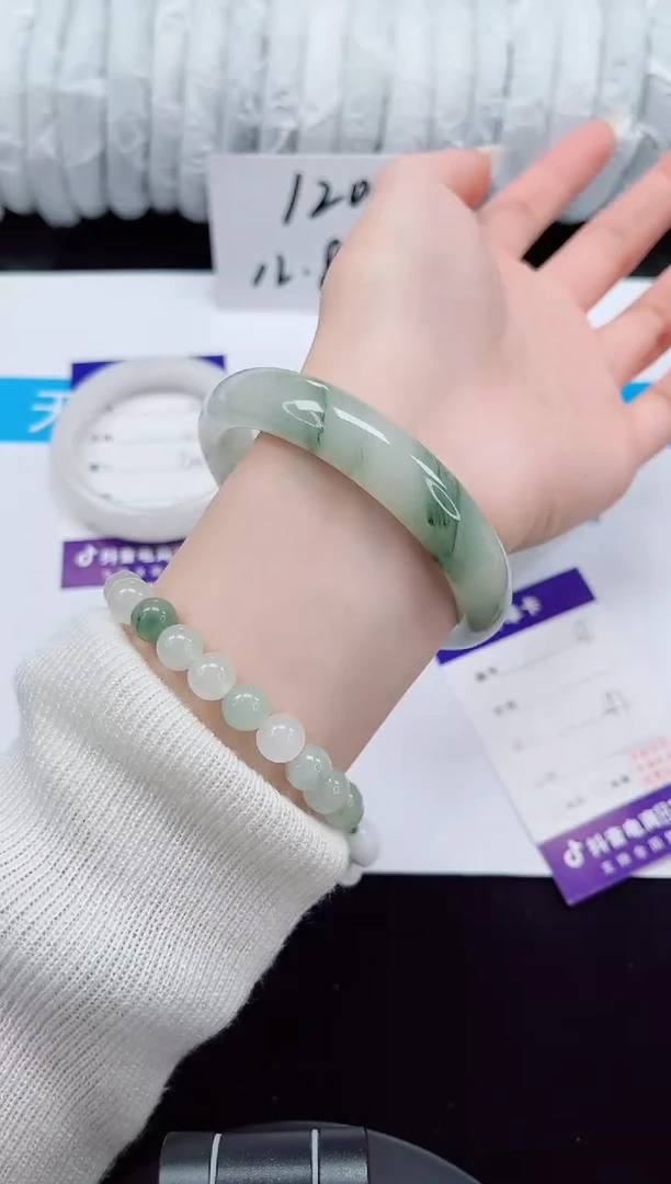 未镶嵌手镯石英质玉27-59/60