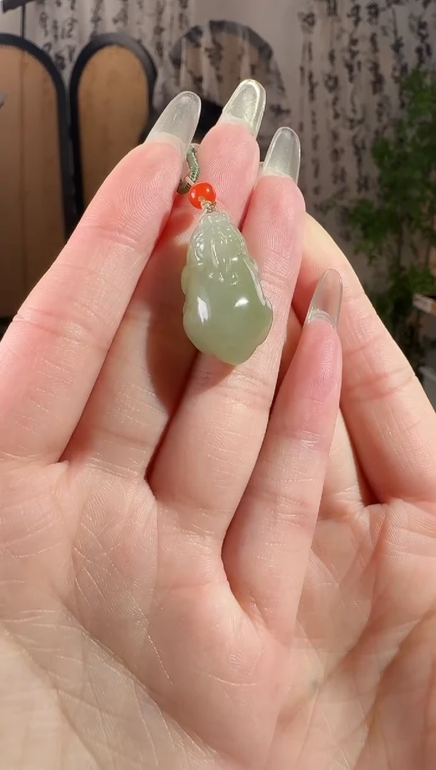 颈饰未镶嵌和田玉晴水貔貅