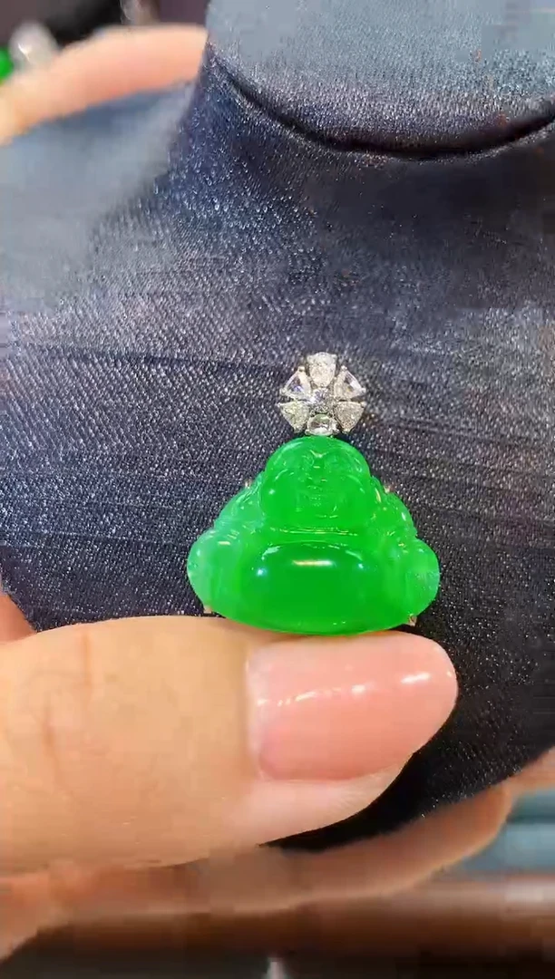吊坠(不含链)18K金镶嵌翡翠佛公