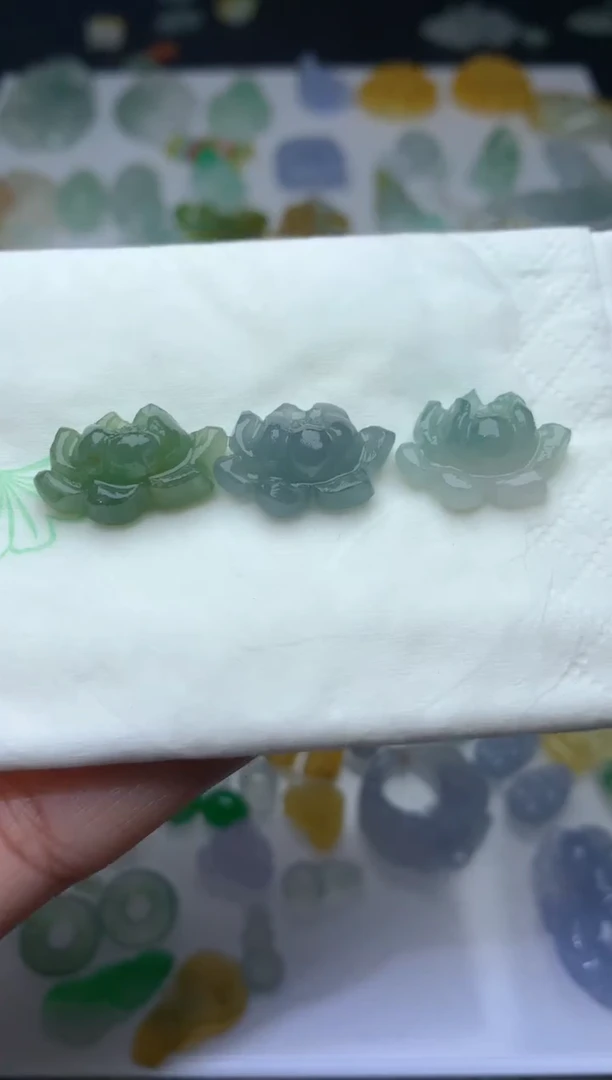 未镶嵌定制翡翠毛货