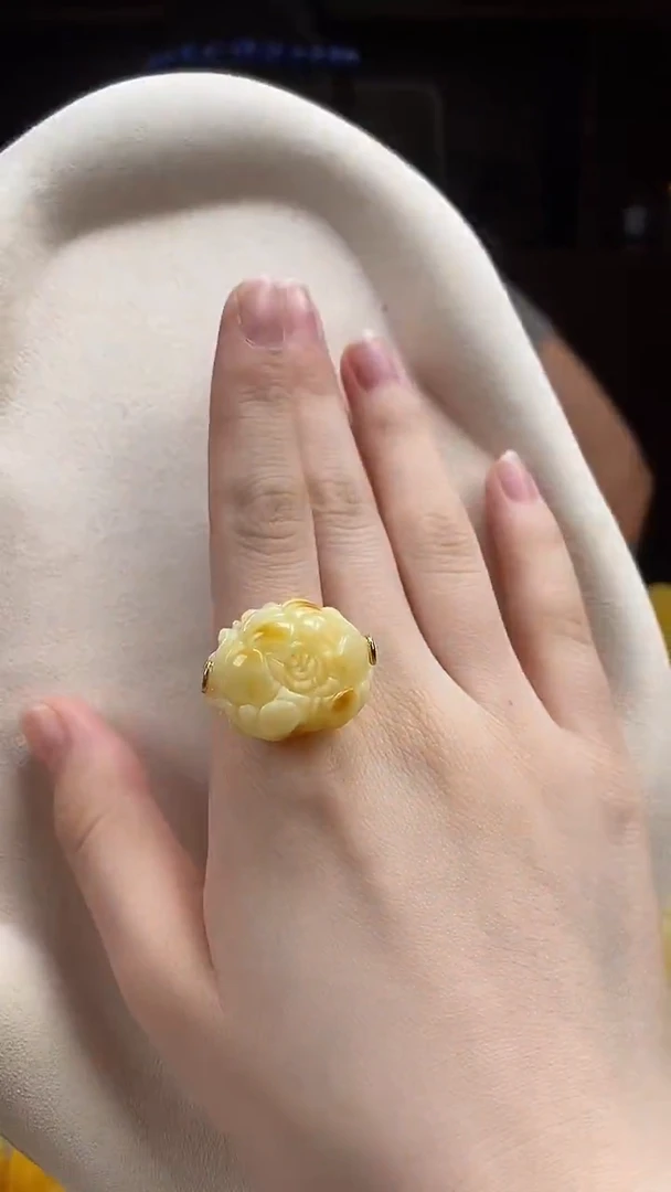 未镶嵌琥珀戒指戒指