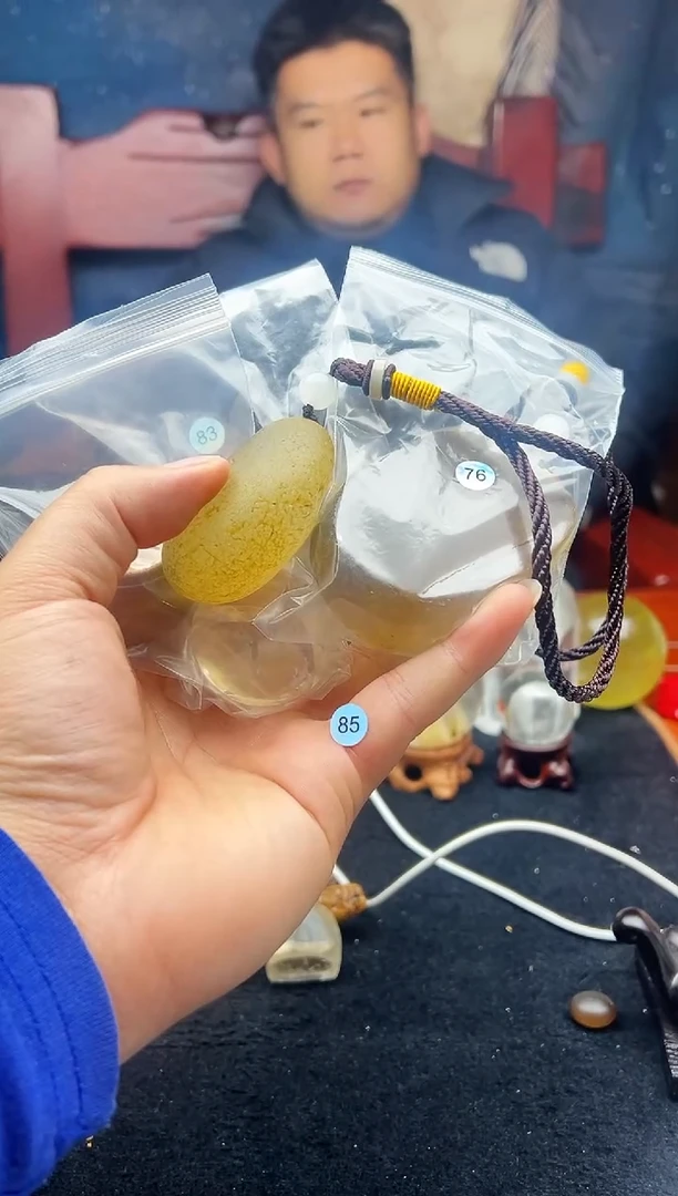 未镶嵌珠宝半成品水晶C****森85