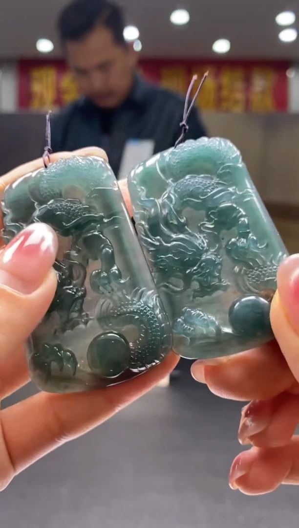 【闪购商品】定制翡翠未镶嵌多样性发货【只发一件】*q113