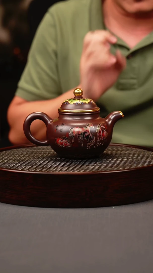 茶壶紫砂石红 掇球 八骏珐琅彩