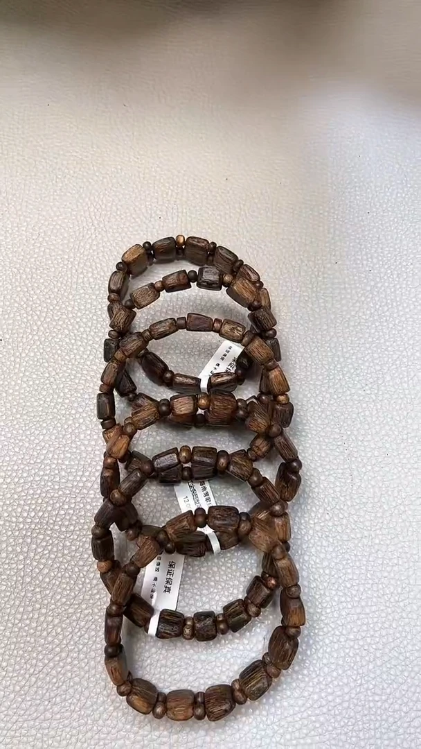 【闪购商品】沉香手串棋楠红金猊随型手牌小单圈多样性发其一