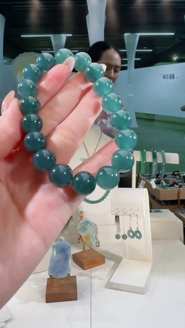 未镶嵌手串翡翠纯天然A货翡翠手串（多样性发其一）