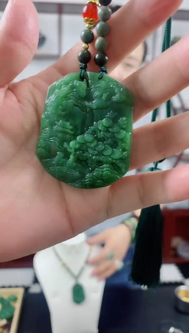 颈饰未镶嵌和田玉双眼不退不换