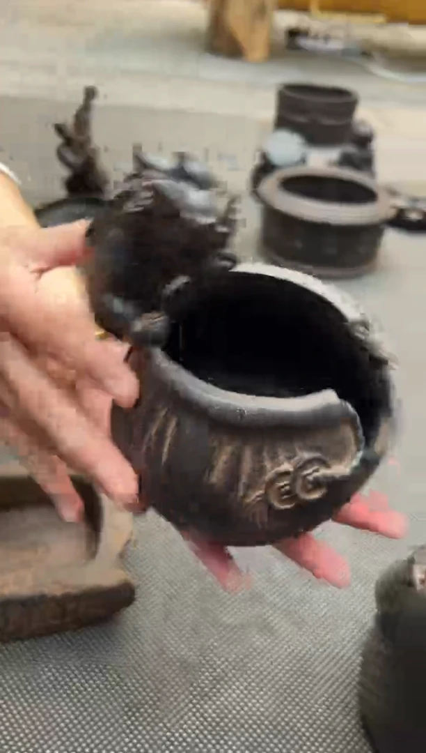 陶土代代富贵烟灰缸