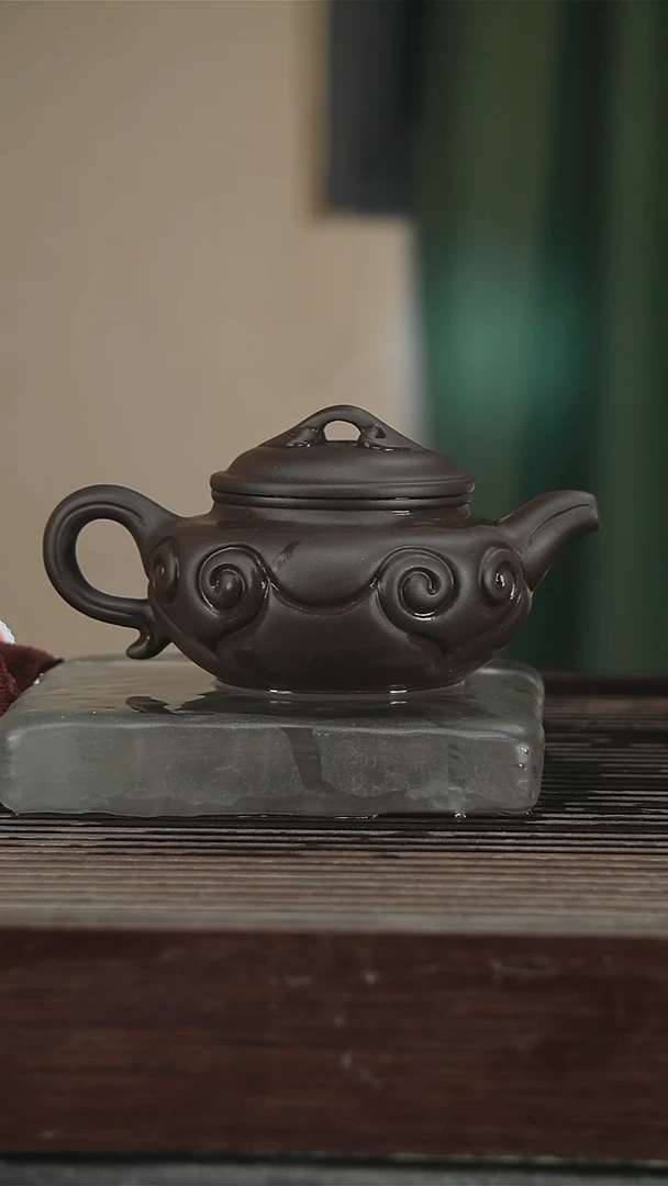 茶壶紫砂高工陈亚萍380CC带证43号