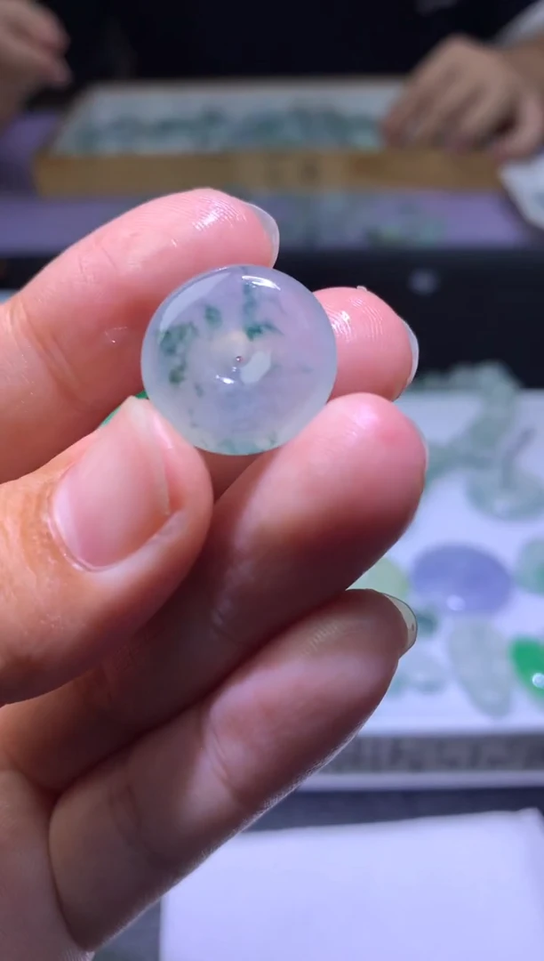 未镶嵌定制翡翠毛货