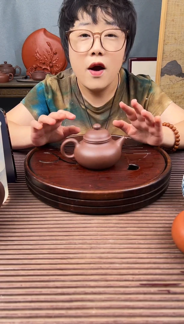 茶壶紫砂底曹清 容天