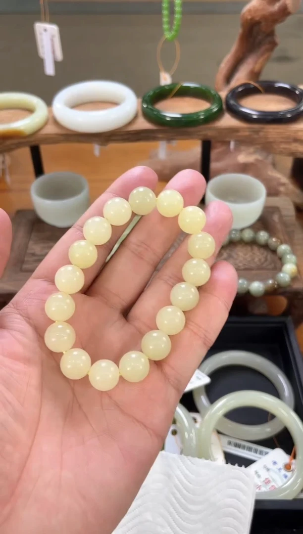 未镶嵌手串和田玉卡12若羌黄 圆珠