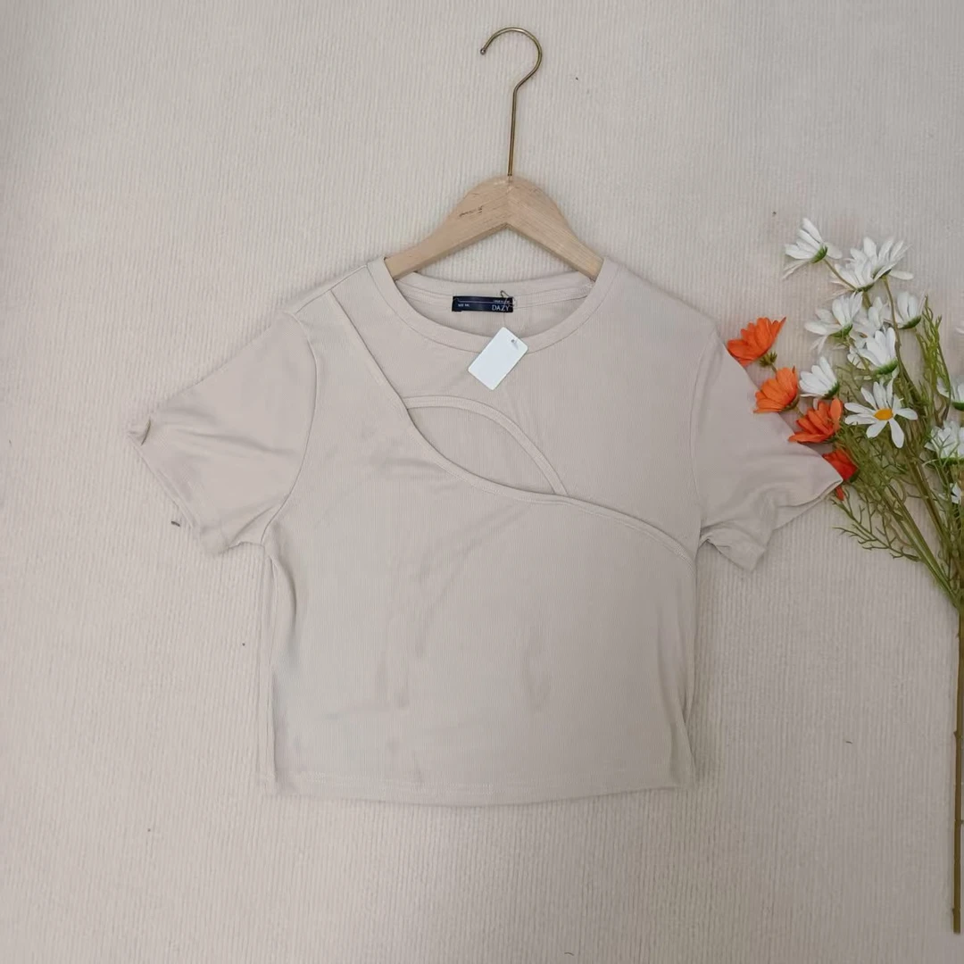 唯琳剪标   8仓B5-14-3514款   杏色圆领短上衣长45