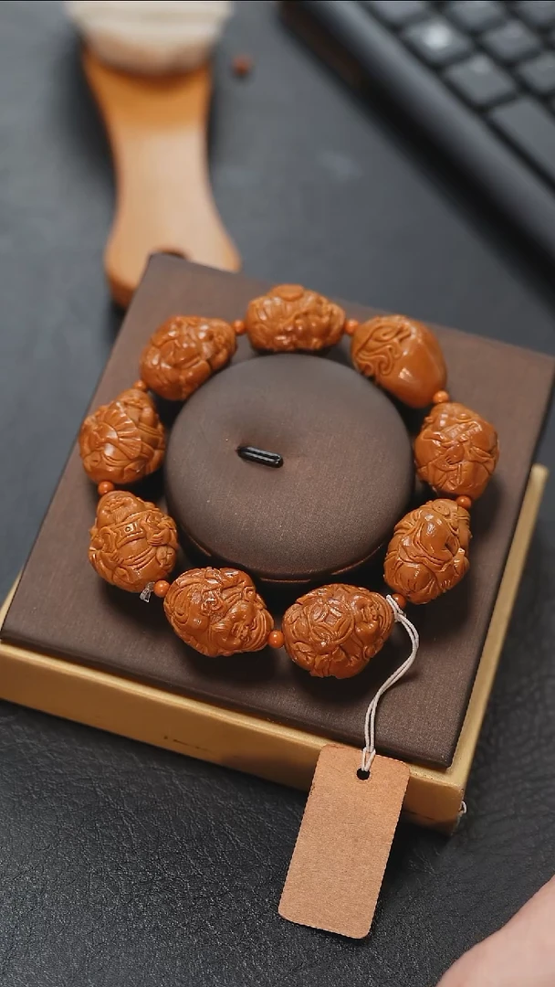 【闪购商品】橄榄核吊坠 梦梦精品核雕