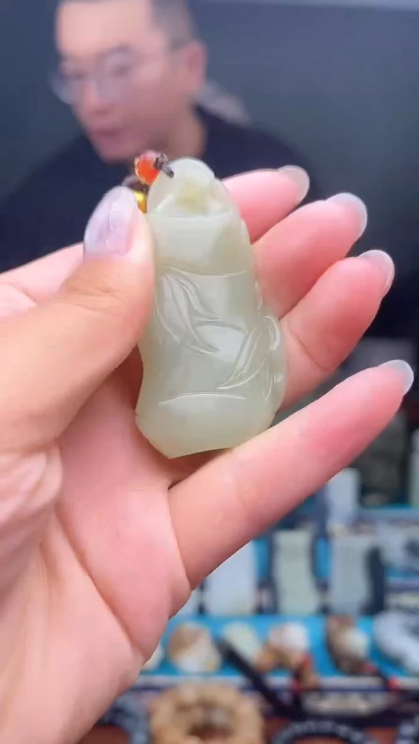 未镶嵌和田玉挂件1