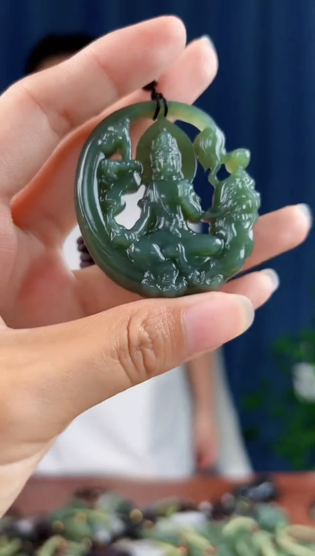 未镶嵌和田玉挂件拍一发一，多样性发货