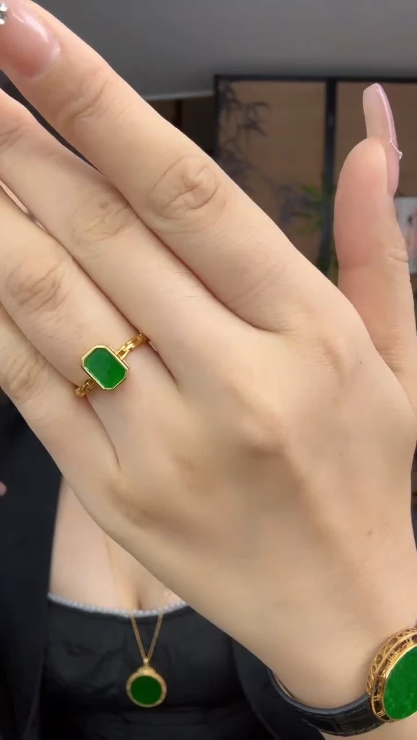 翡翠戒指银S925镀金镶嵌天然缅甸A货翡翠戒指