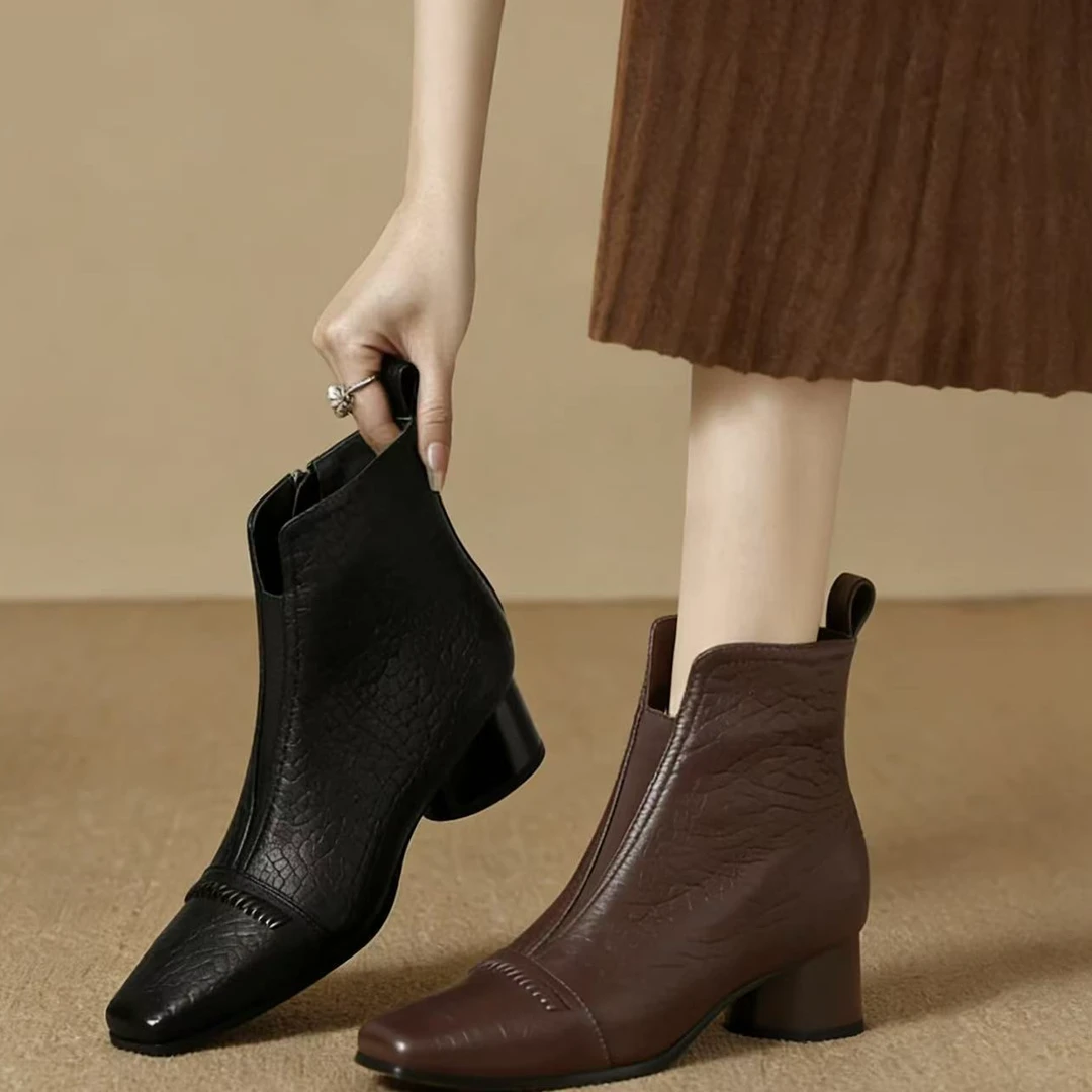 【品牌撤柜】2025秋冬新款法式覆古方头百搭粗跟短筒切尔西1256